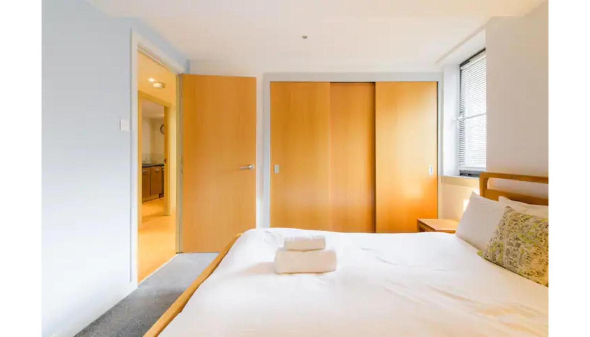 דירות אדינבורו Modern Flat In The Middle Of Old Town מראה חיצוני תמונה